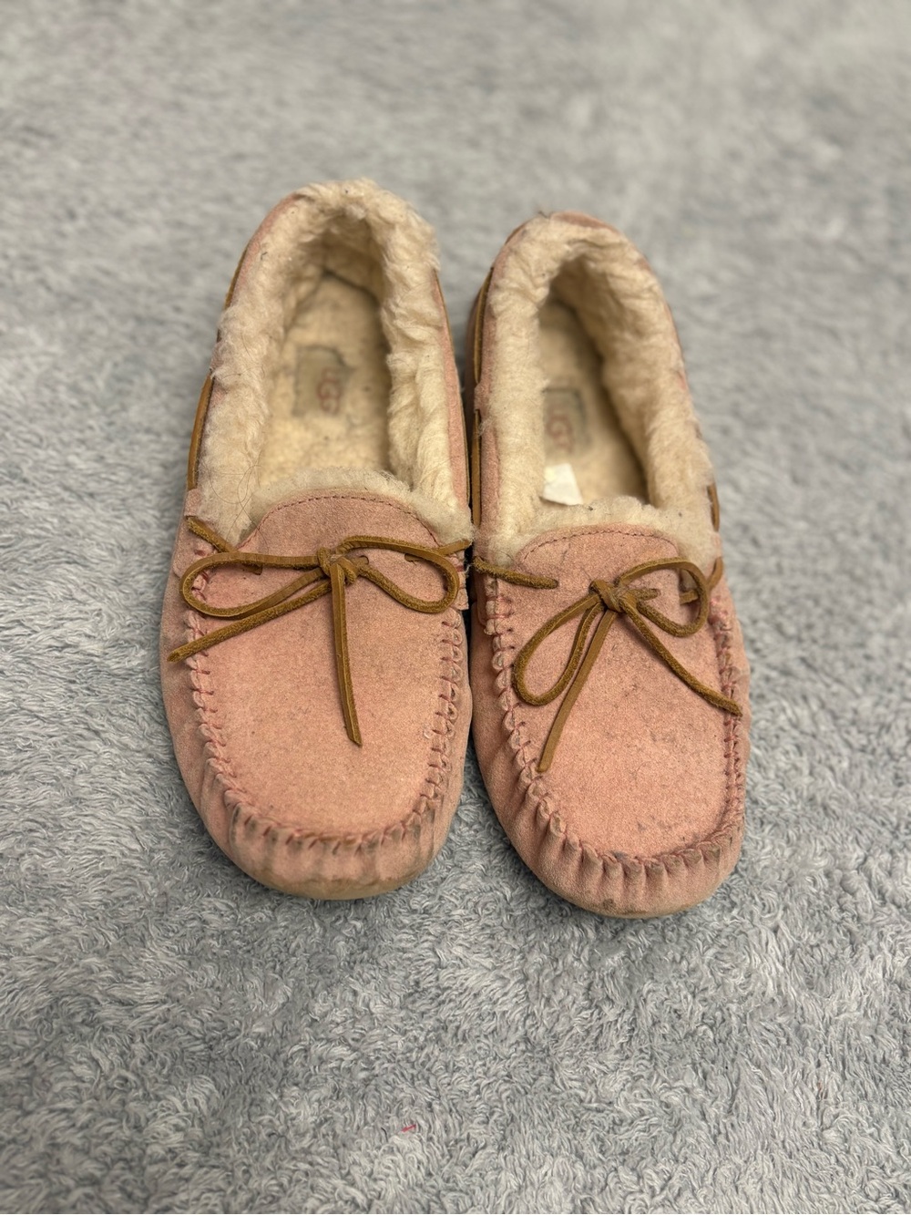 Women’s Pink Sherpa Ugg Slip On Moccasin Shoes